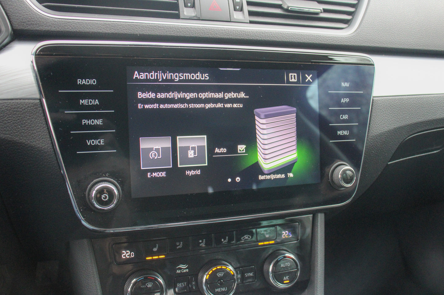 Skoda SuperB // 91.023 km - Benzine/hybride - 2020