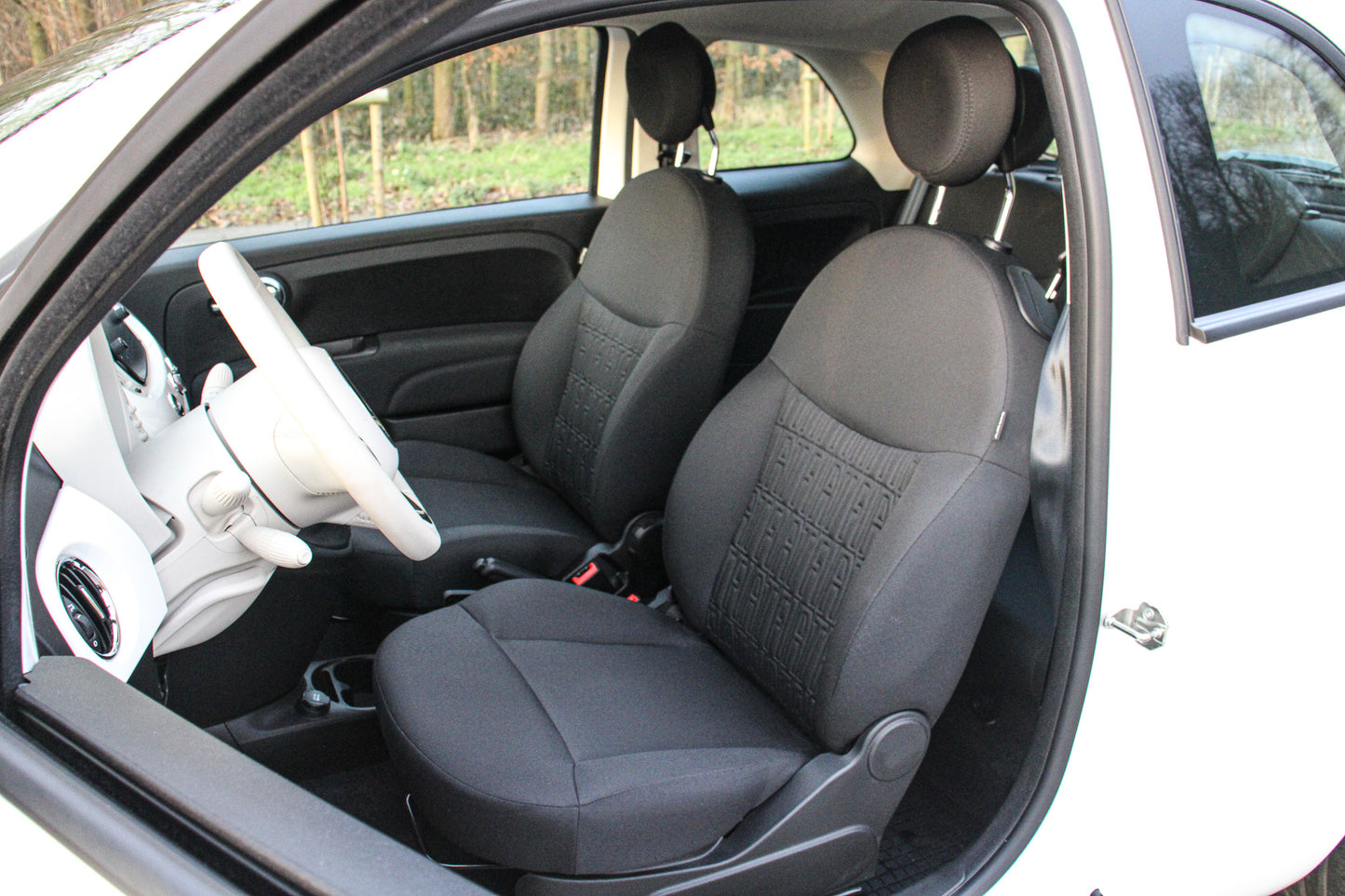 Fiat 500 // 8.293 km - Benzine/hybride - 2024