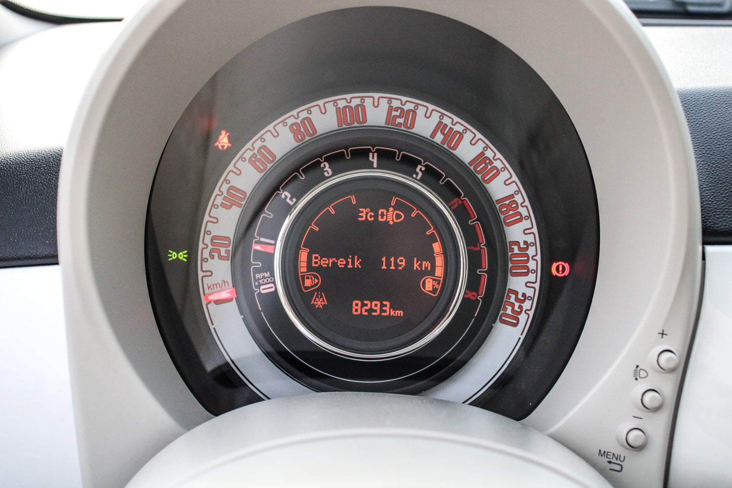 Fiat 500 // 8.293 km - Benzine/hybride - 2024