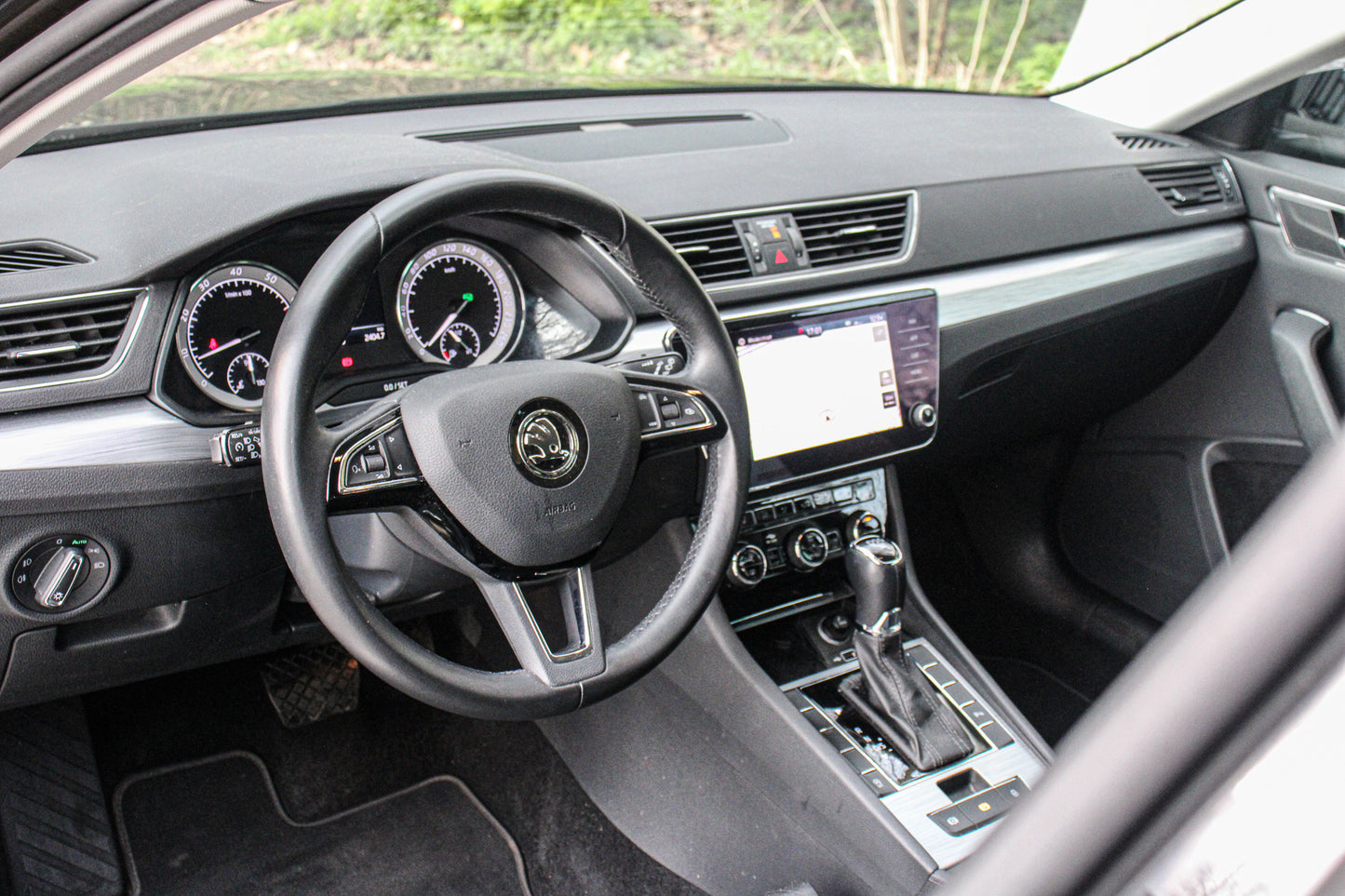 Skoda Superb // 82.150 km - Benzine - 2019
