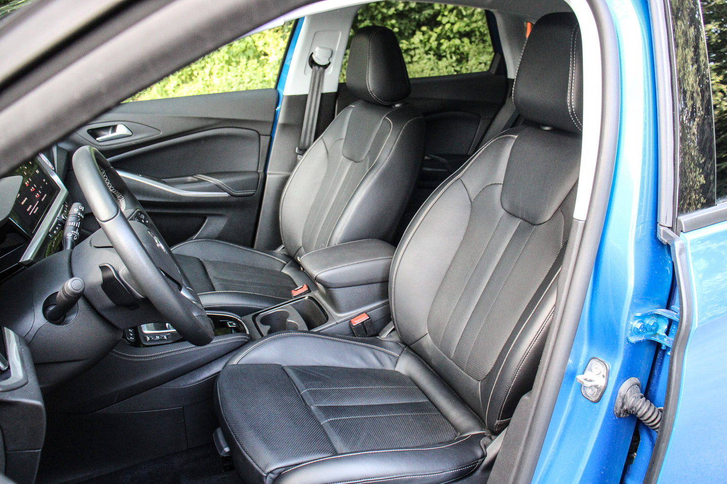 Opel Grandland SUV // 11.905 km - Benzine/hybride - 2022