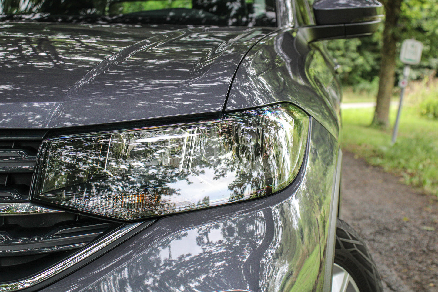 Volkswagen T-Cross // 27.811 km - Benzine - 2023