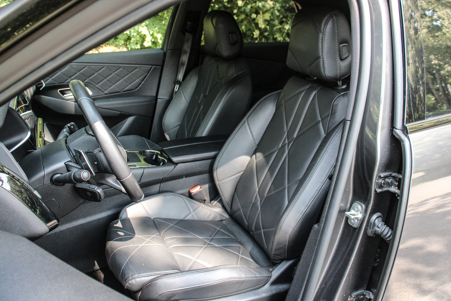 DS Automobiles DS7 // 26.231 km - Benzine/hybride - 2023