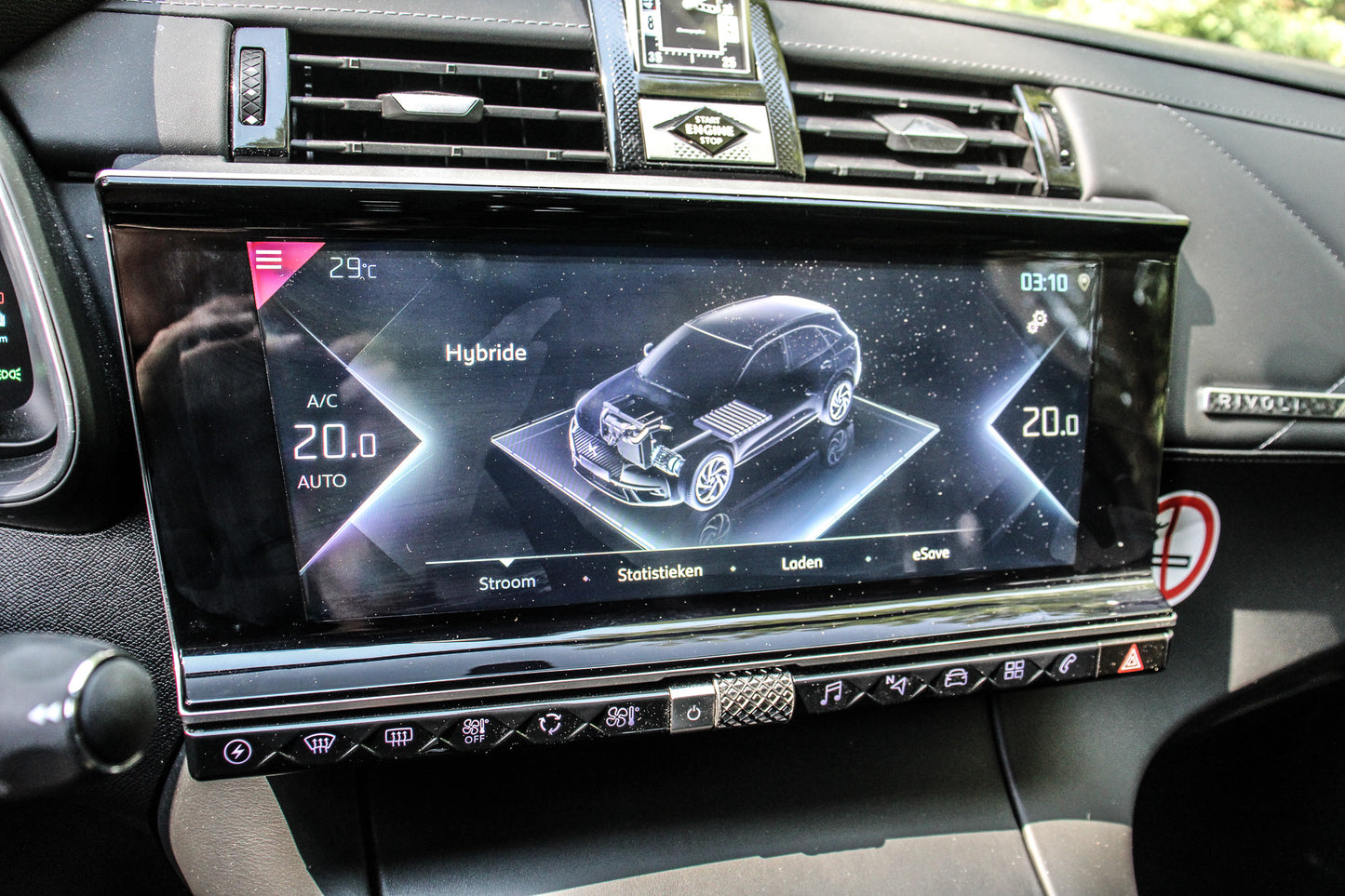 DS Automobiles DS7 // 26.231 km - Benzine/hybride - 2023