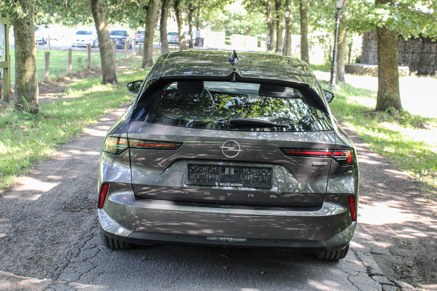 Opel Astra // 15.609 km - Benzine/hybride - 2023