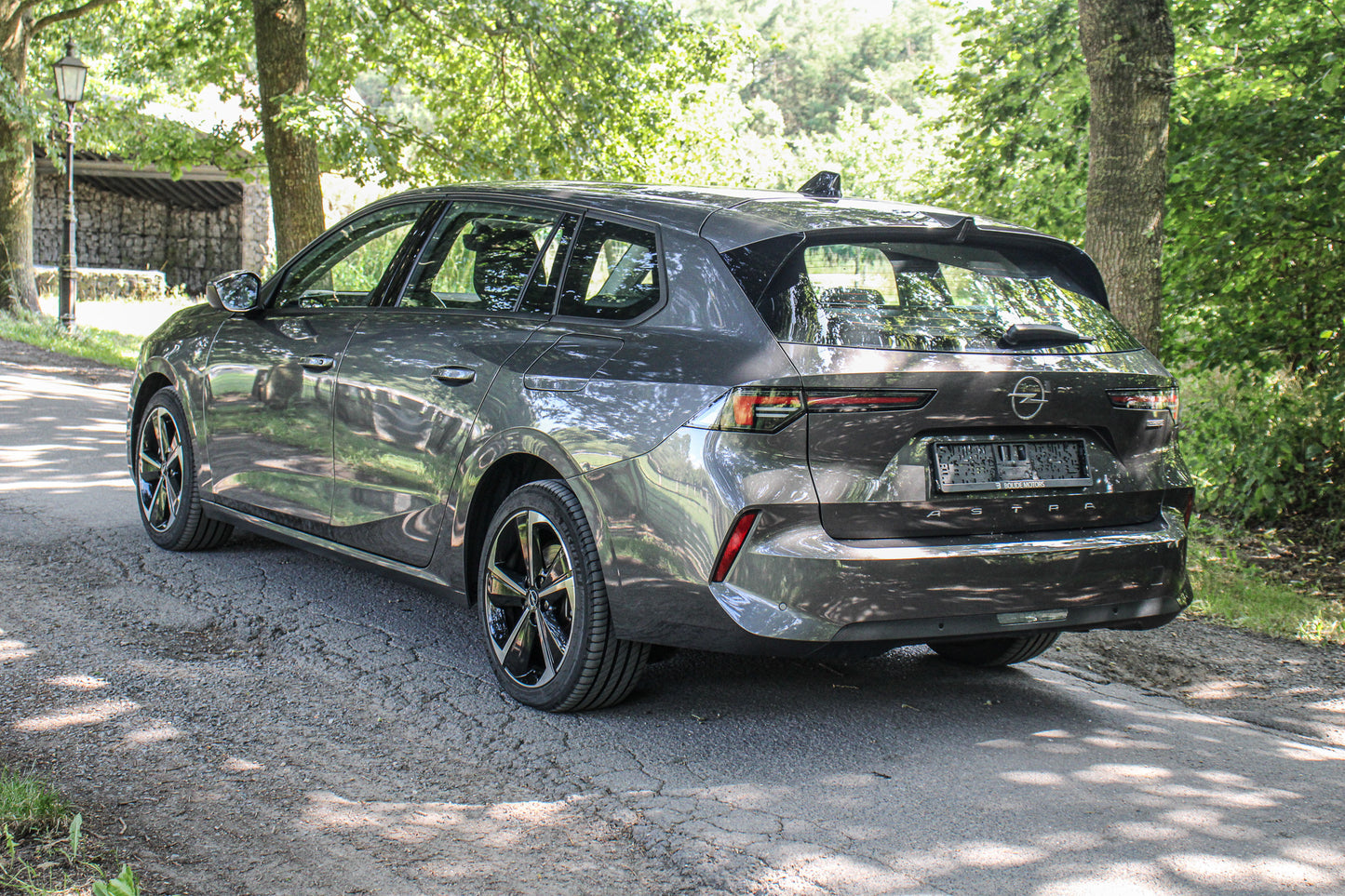 Opel Astra // 15.609 km - Benzine/hybride - 2023