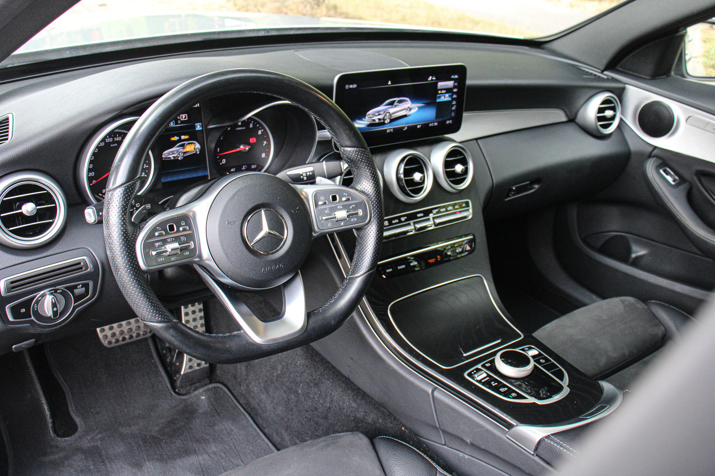 Mercedes-Benz C180 Break // 90.876 km - Benzine - 2021
