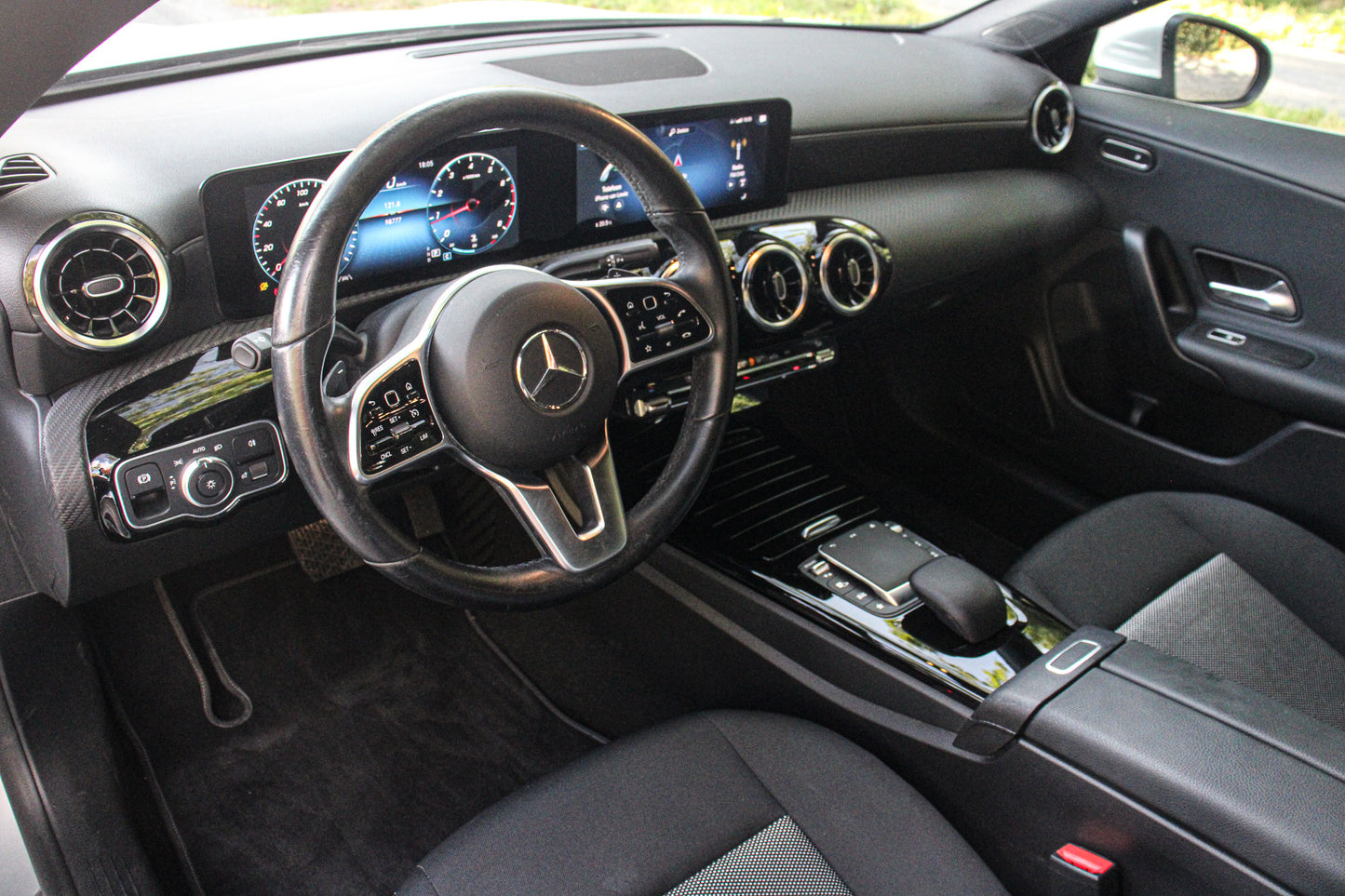 Mercedes-Benz CLA 180 Shooting Break // 98.777 km - Benzine - 2020