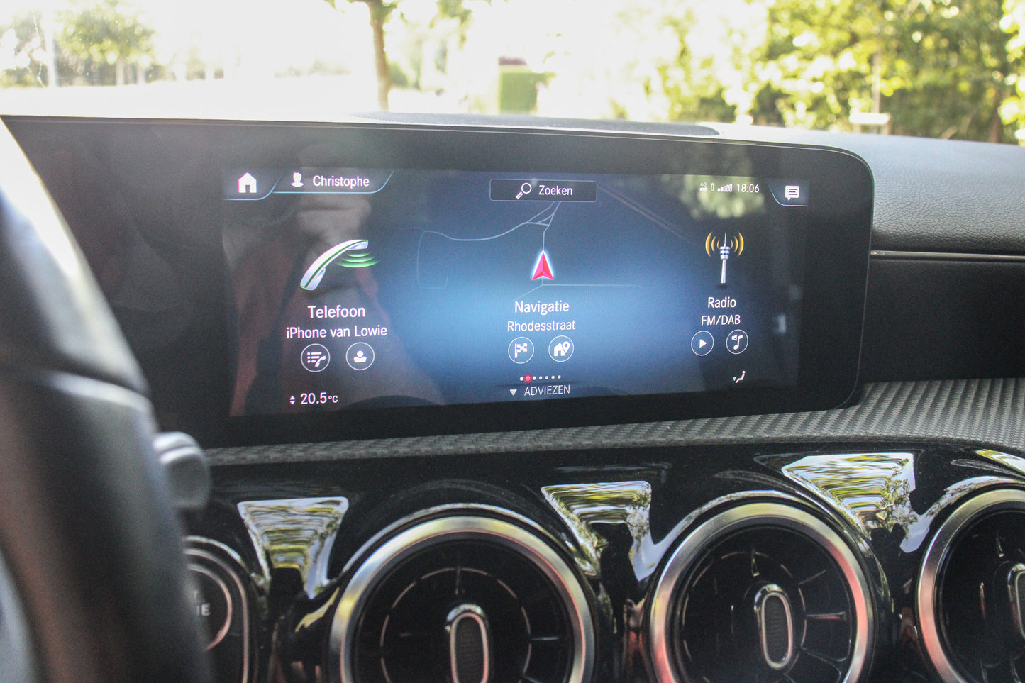 Mercedes-Benz CLA 180 Shooting Break // 98.777 km - Benzine - 2020