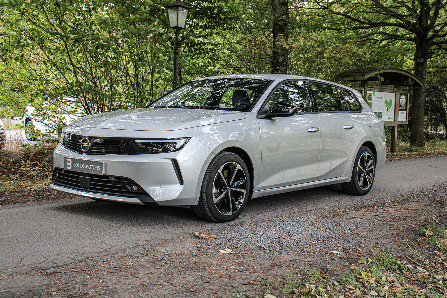 Opel Astra // 53 km - Benzine/hybride - 2023