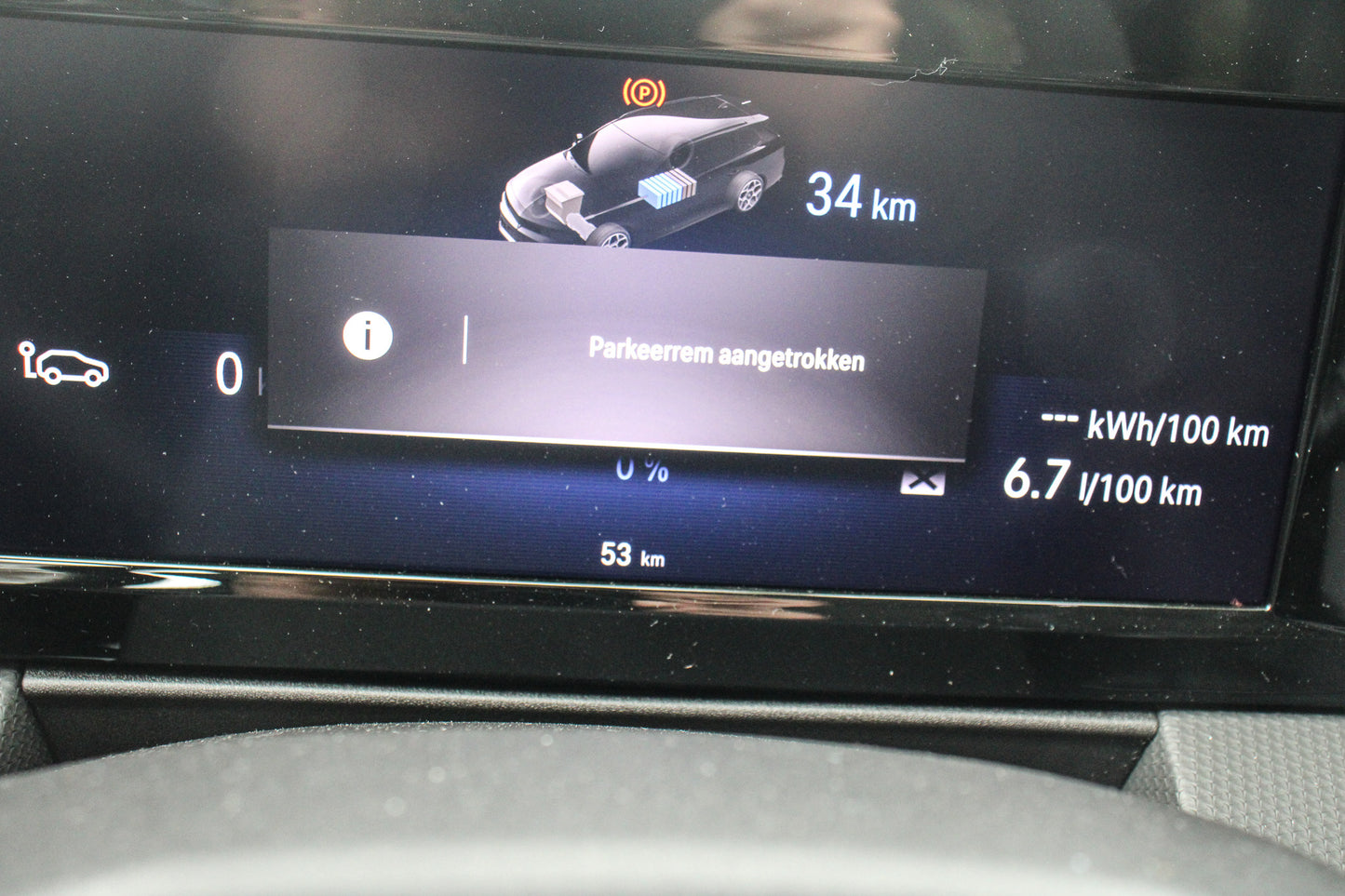 Opel Astra // 53 km - Benzine/hybride - 2023