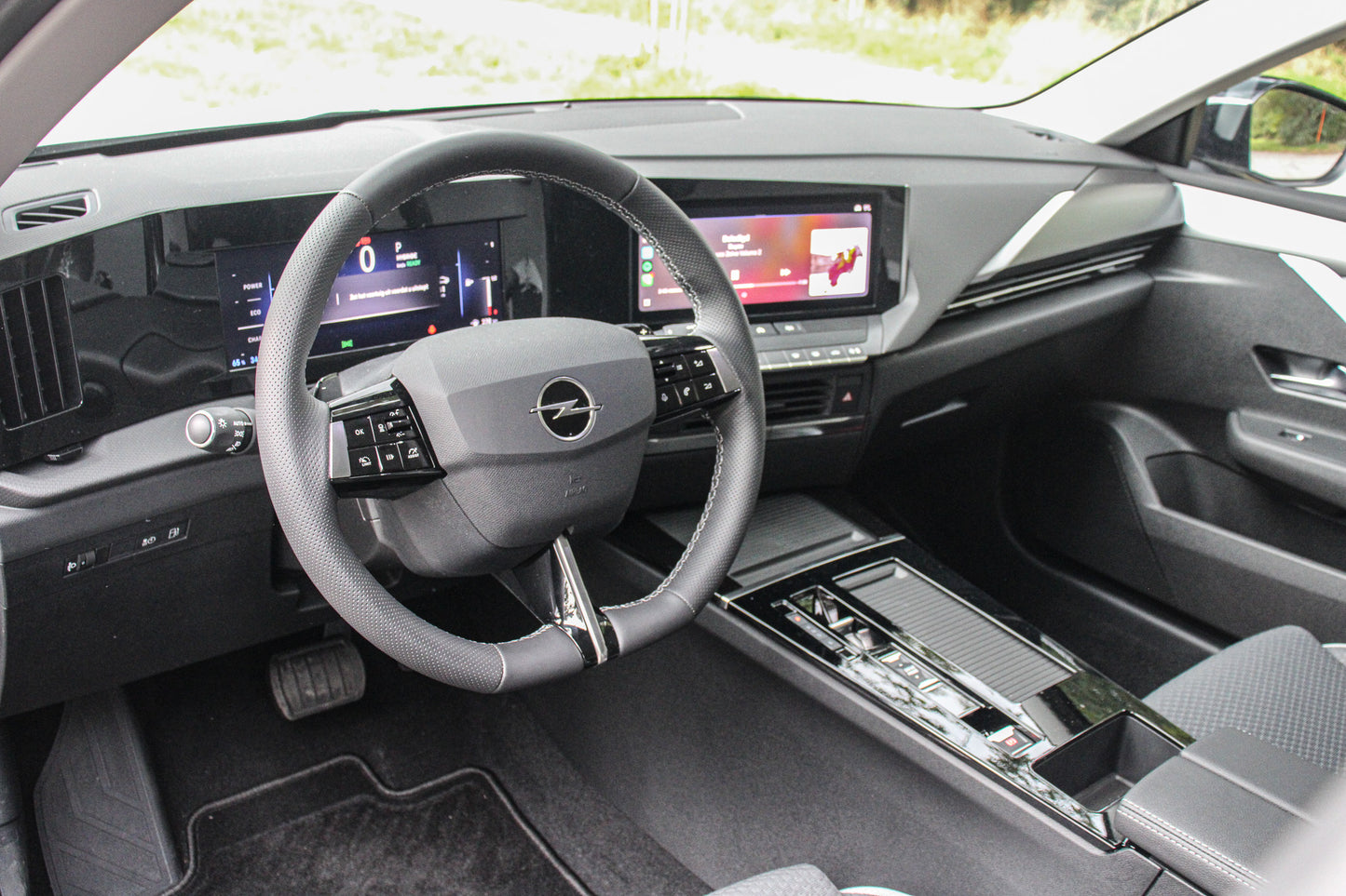 Opel Astra // 53 km - Benzine/hybride - 2023