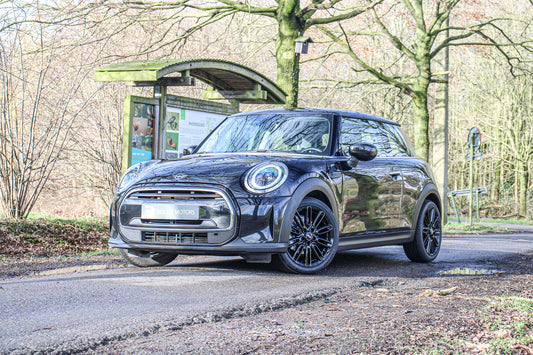 Mini One // 41.215 km - Benzine - 2021