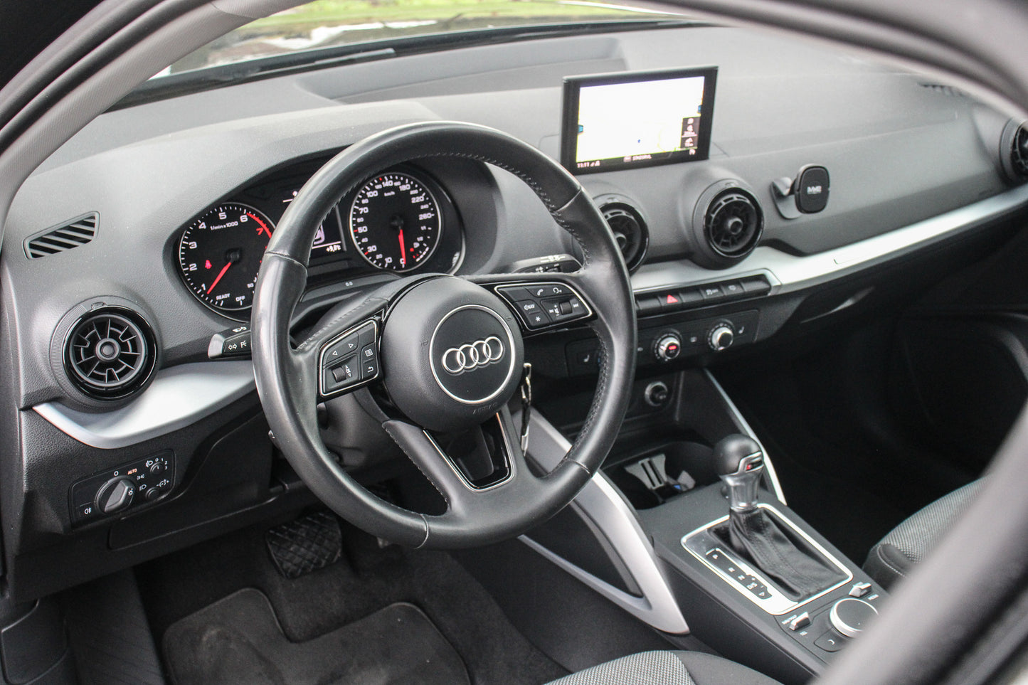 Audi Q2 // 72.106 km - Benzine - 2017
