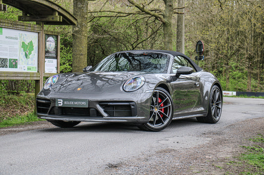 Porsche 911 Cabriolet // 18.757 km - Benzine - 2021