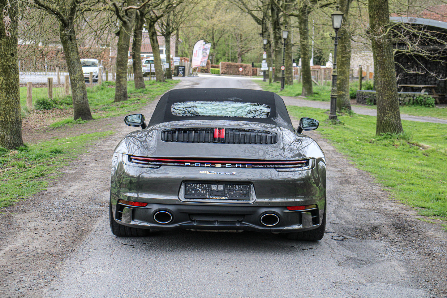 Porsche 911 Cabriolet // 18.757 km - Benzine - 2021