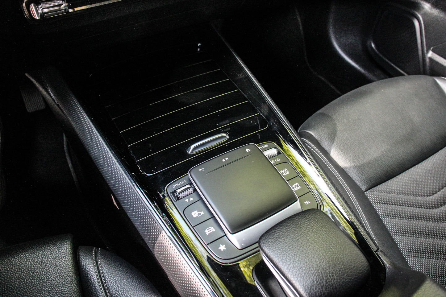 Mercedes-Benz GLA 250e // 69.119 km  - Benzine/hybride - 2022