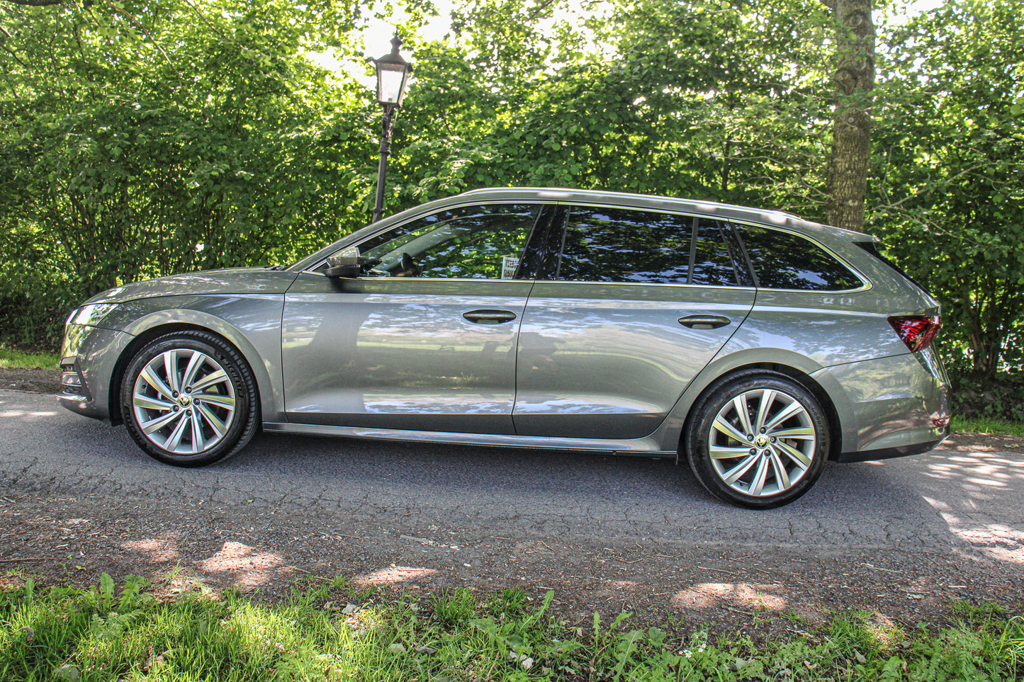 Skoda Octavia // 97.932 km - Benzine - 2023