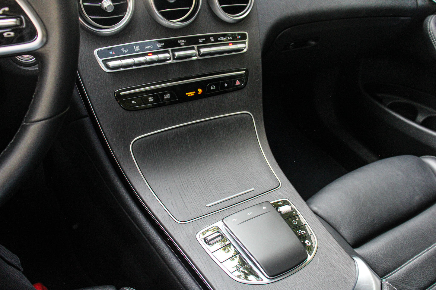 Mercedes-Benz GLC // 93.436 km - Benzine/Hybride - 2021