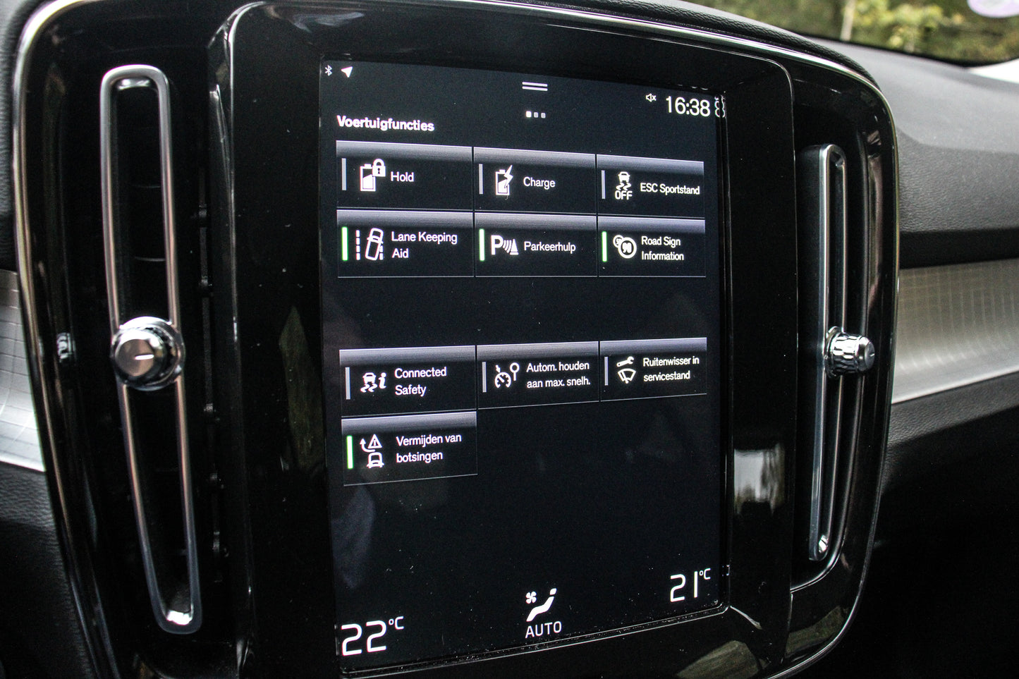 Volvo XC40 // 85.983 km - Benzine/hybride - 2021
